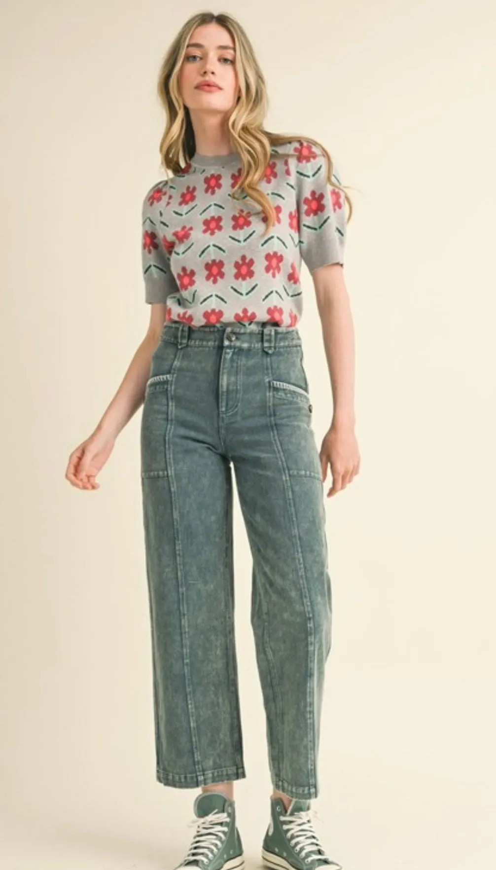 Short Sleeve Floral Knit Sweater