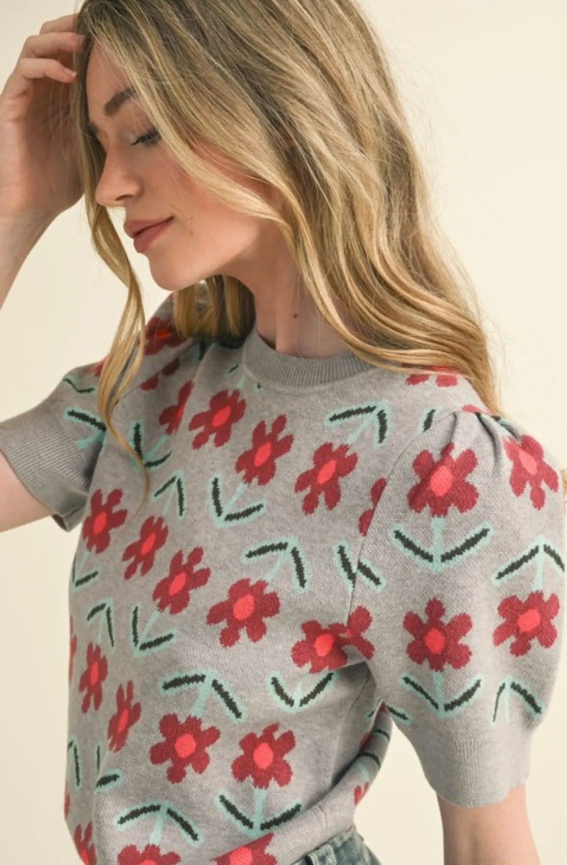 Short Sleeve Floral Knit Sweater